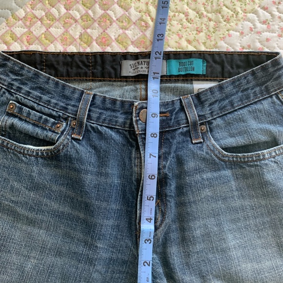 Levi's High Rise Bootcut Jeans - Picture 6 of 10